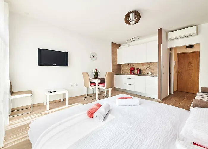 Studio Apartman Lena
